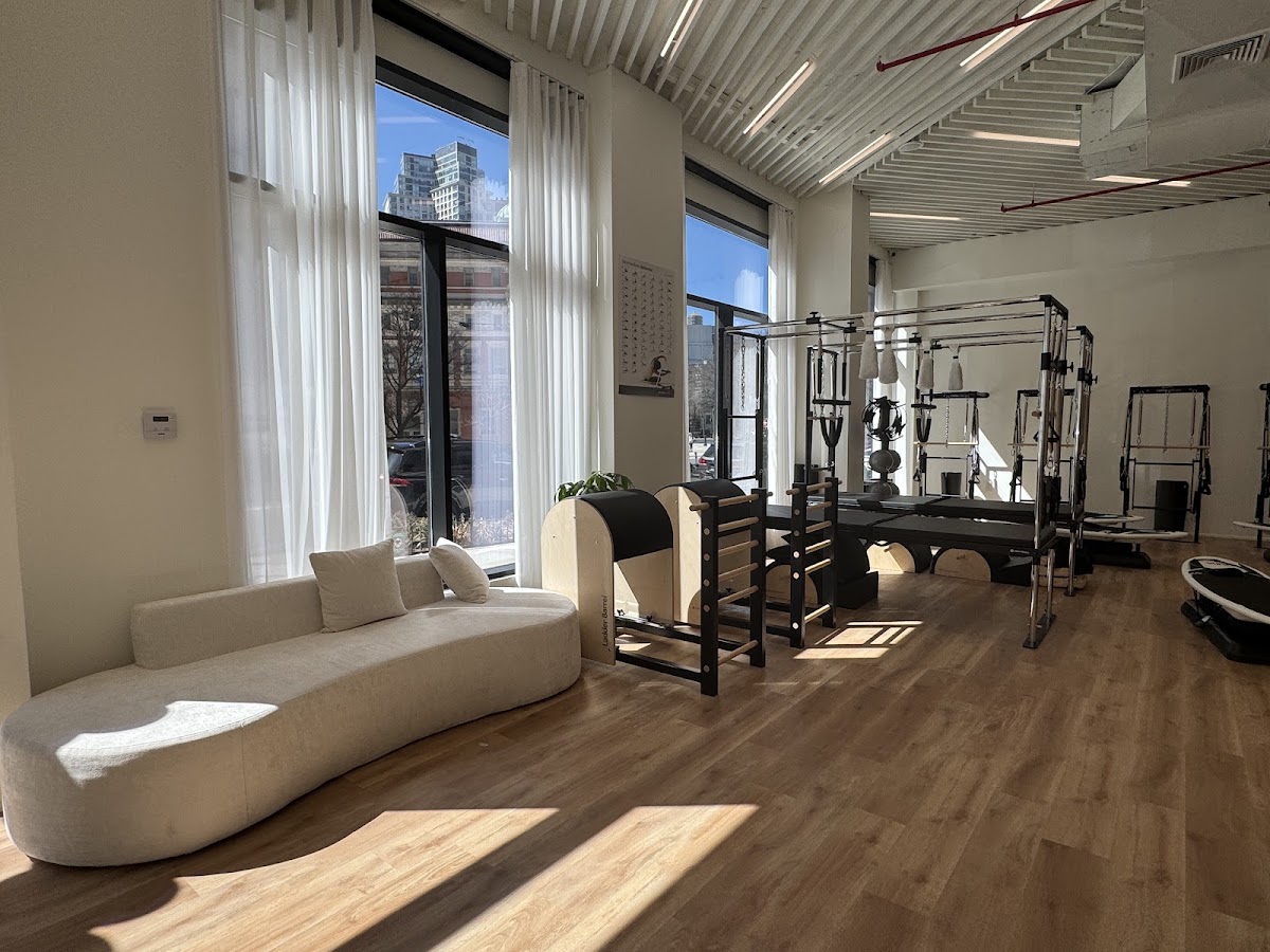 Lady Life Pilates [LIC] x Merrithew® Host Training Center - Photo 1