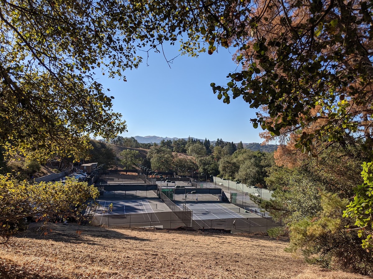 Lafayette Tennis Club - Photo 2
