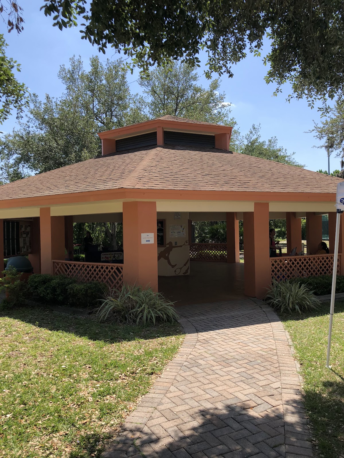 Lake Cane Tennis Center - Photo 3