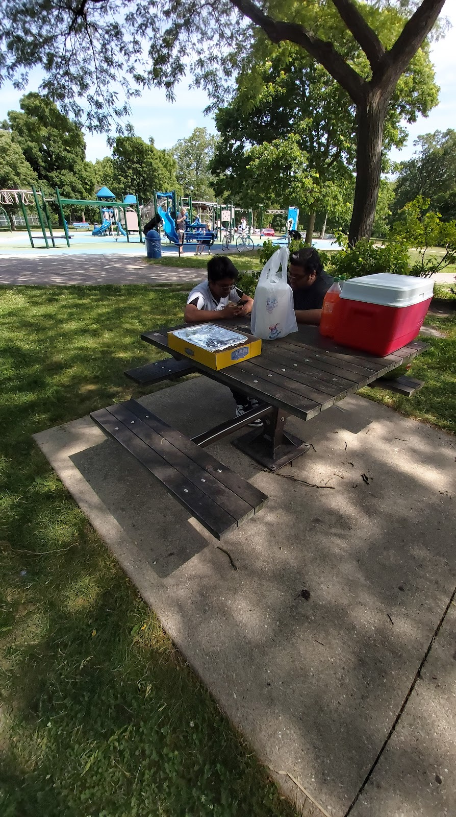 Lake Park Tennis - Photo 1