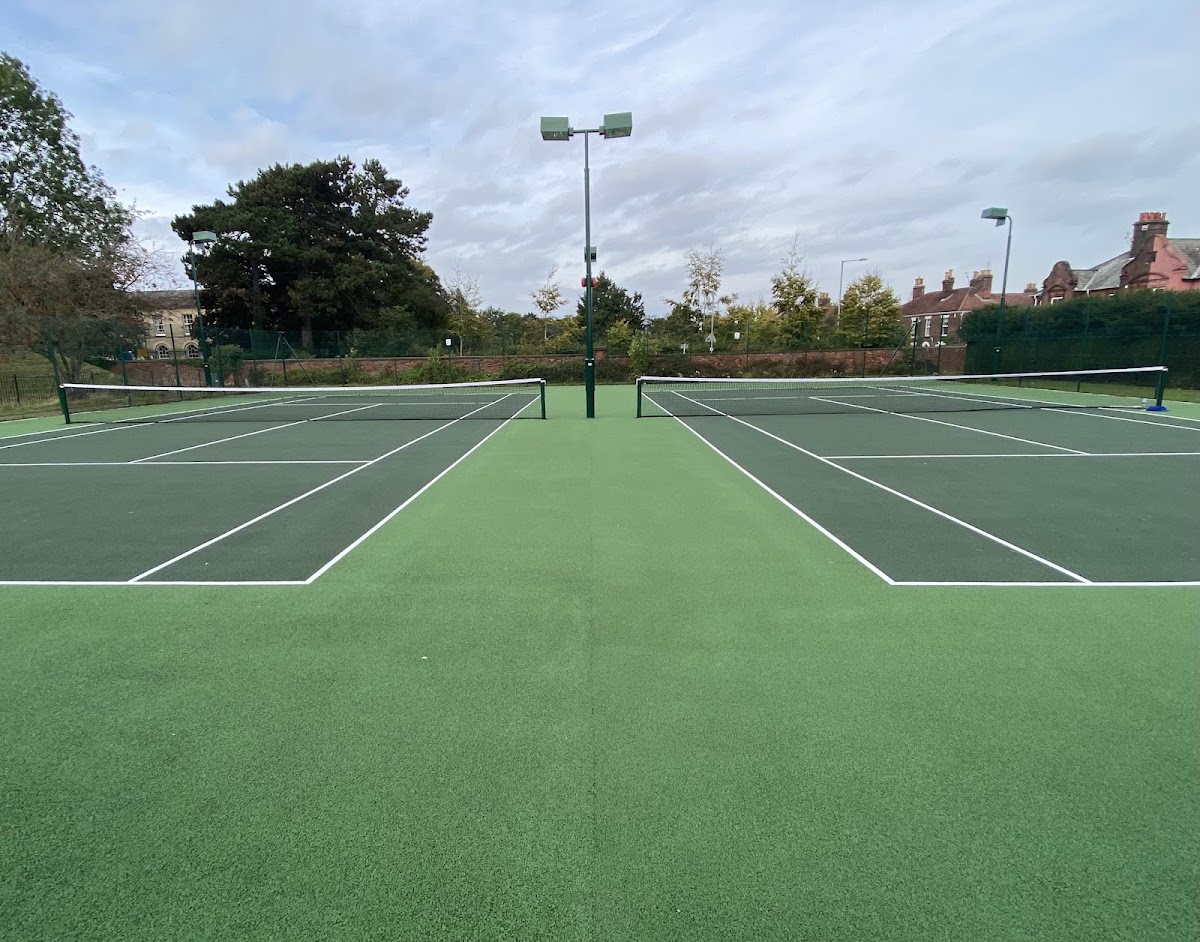 Lakenham Tennis Courts - Norwich Parks Tennis - Photo 1