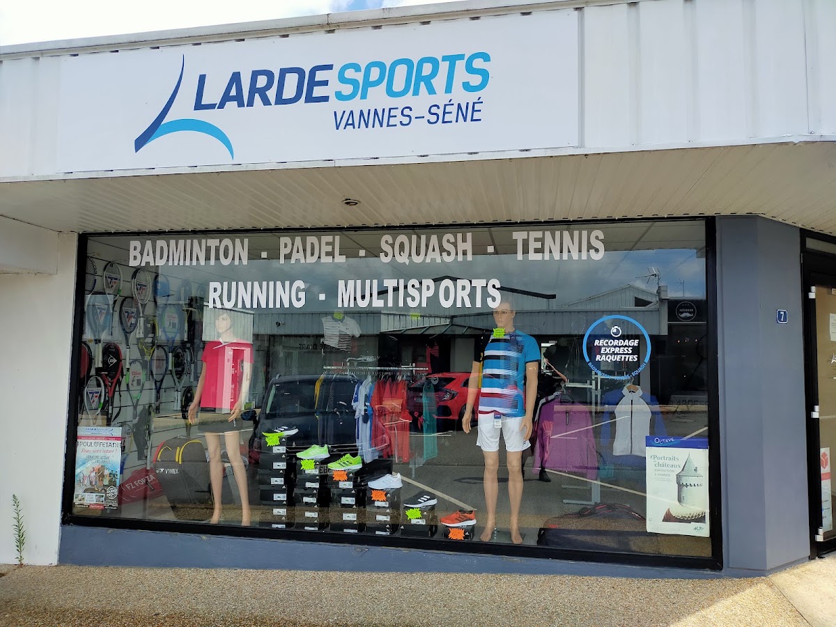 Larde Sports Vannes-Séné - Photo 1