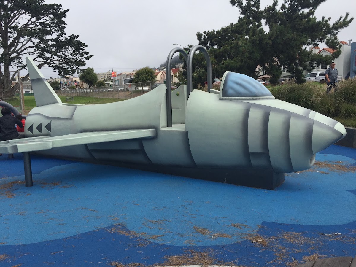 Larsen Playground - Photo 1