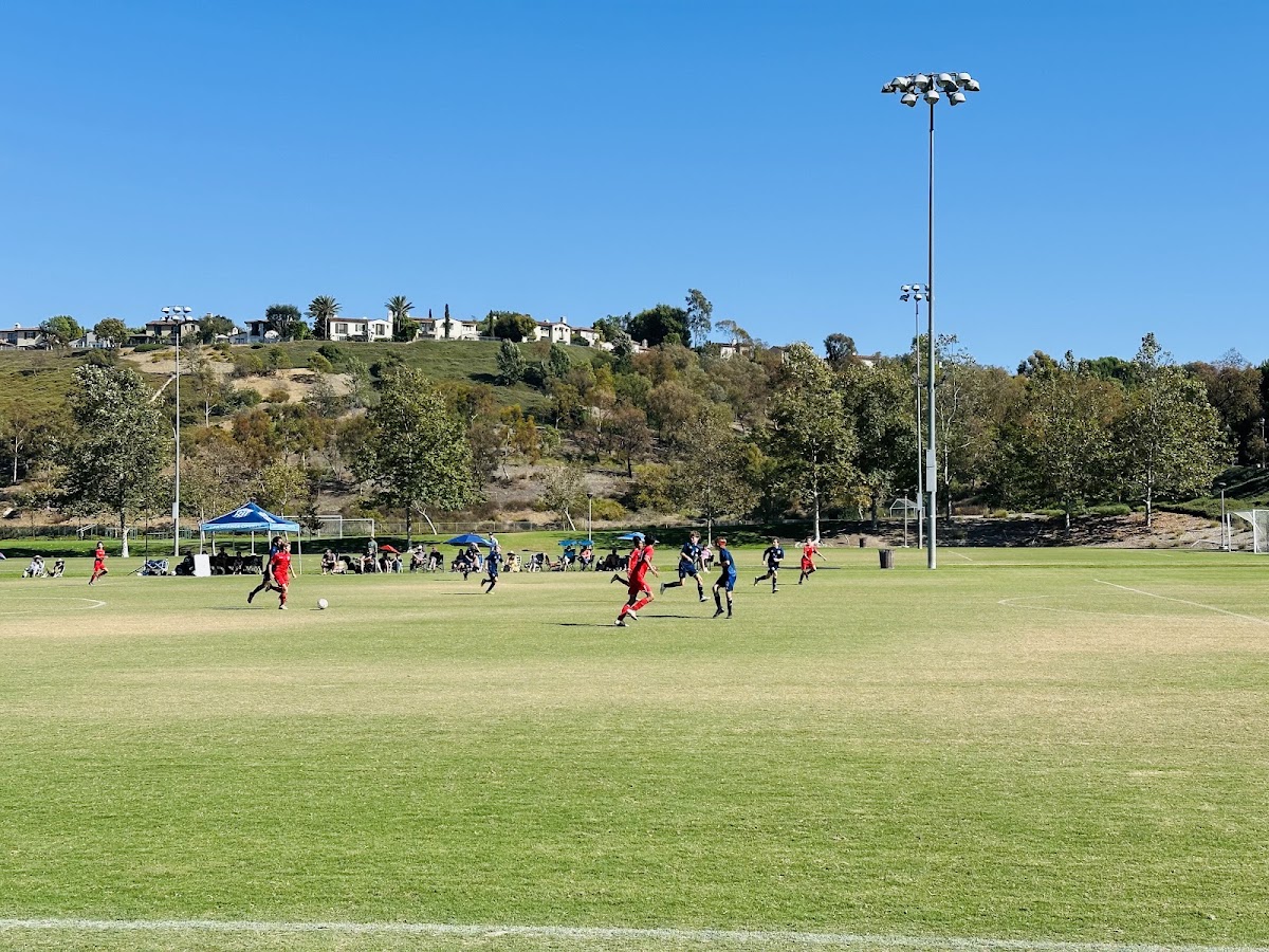 Las Lomas Community Park - Photo 1
