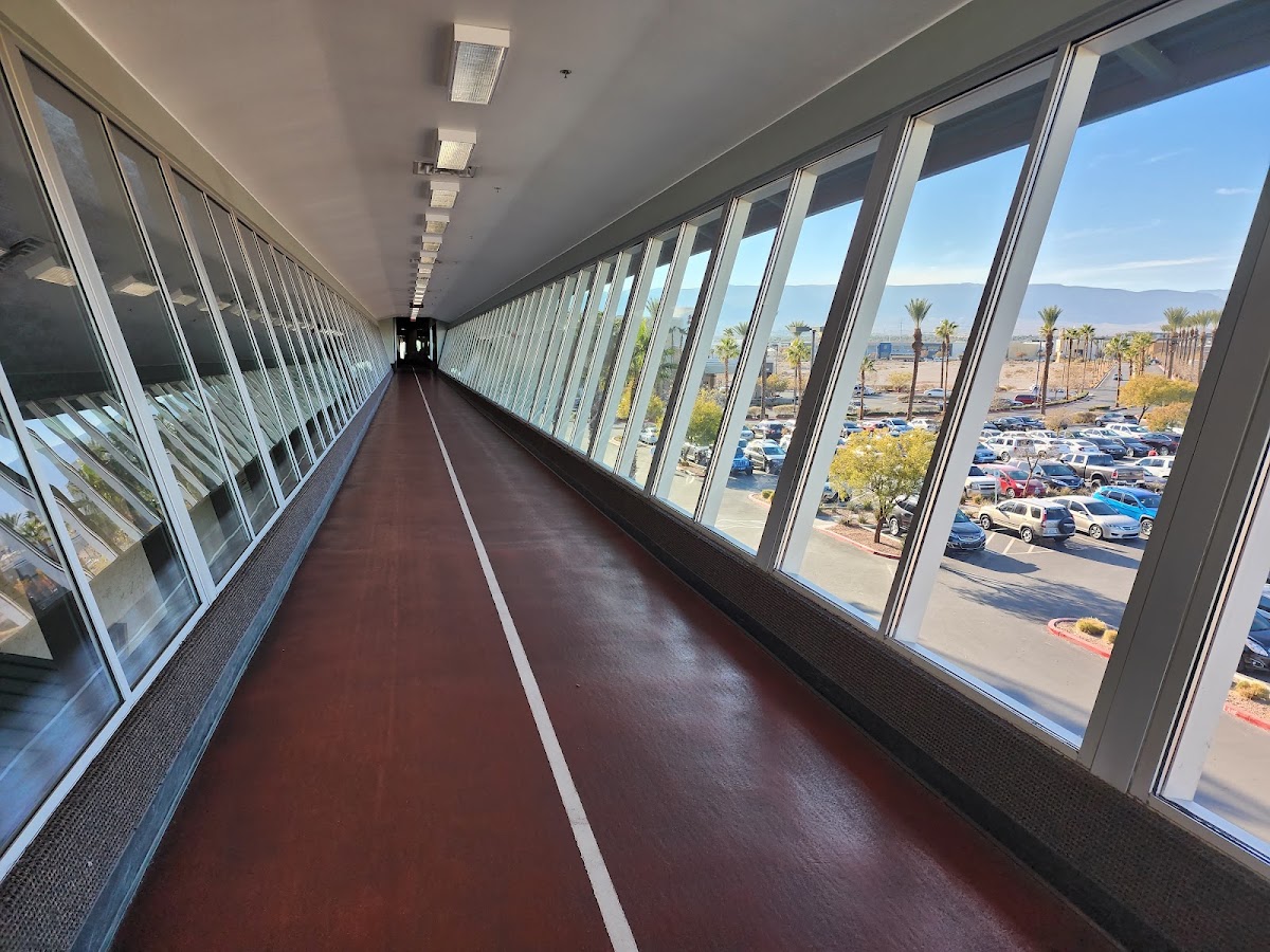Las Vegas Athletic Clubs - Southwest - Photo 3