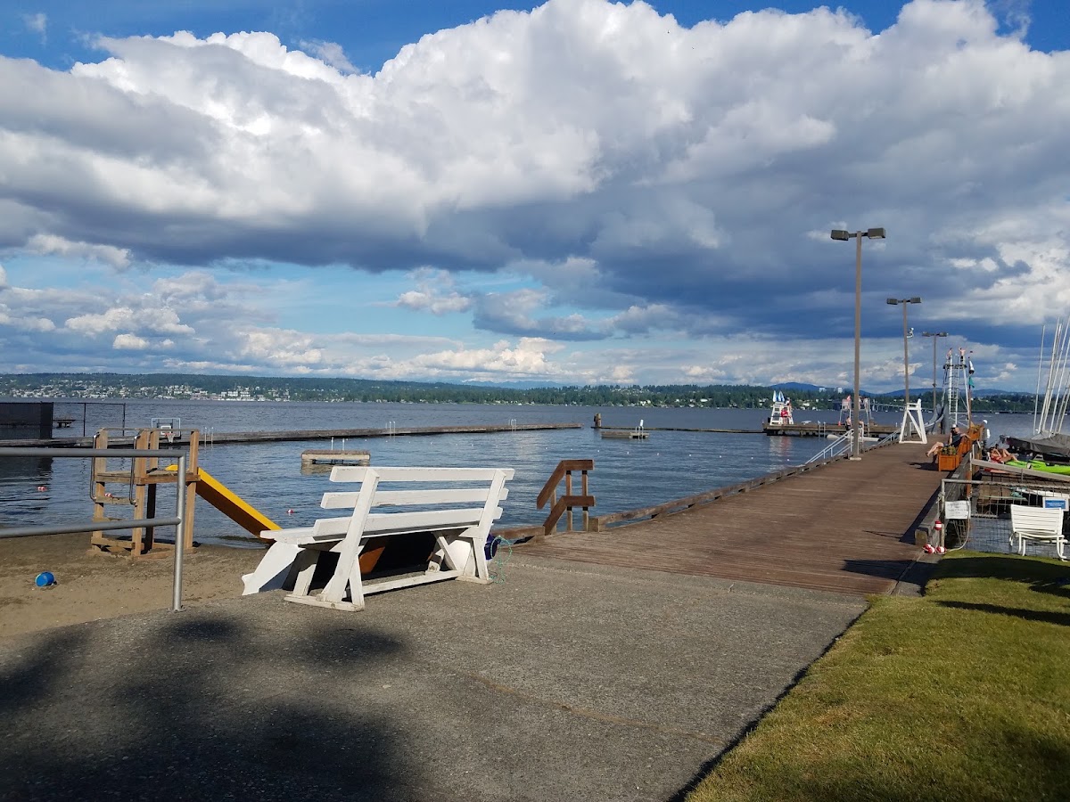 Laurelhurst Beach Club