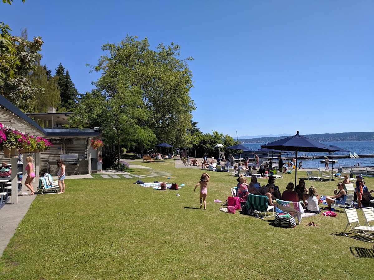Laurelhurst Beach Club - Photo 3