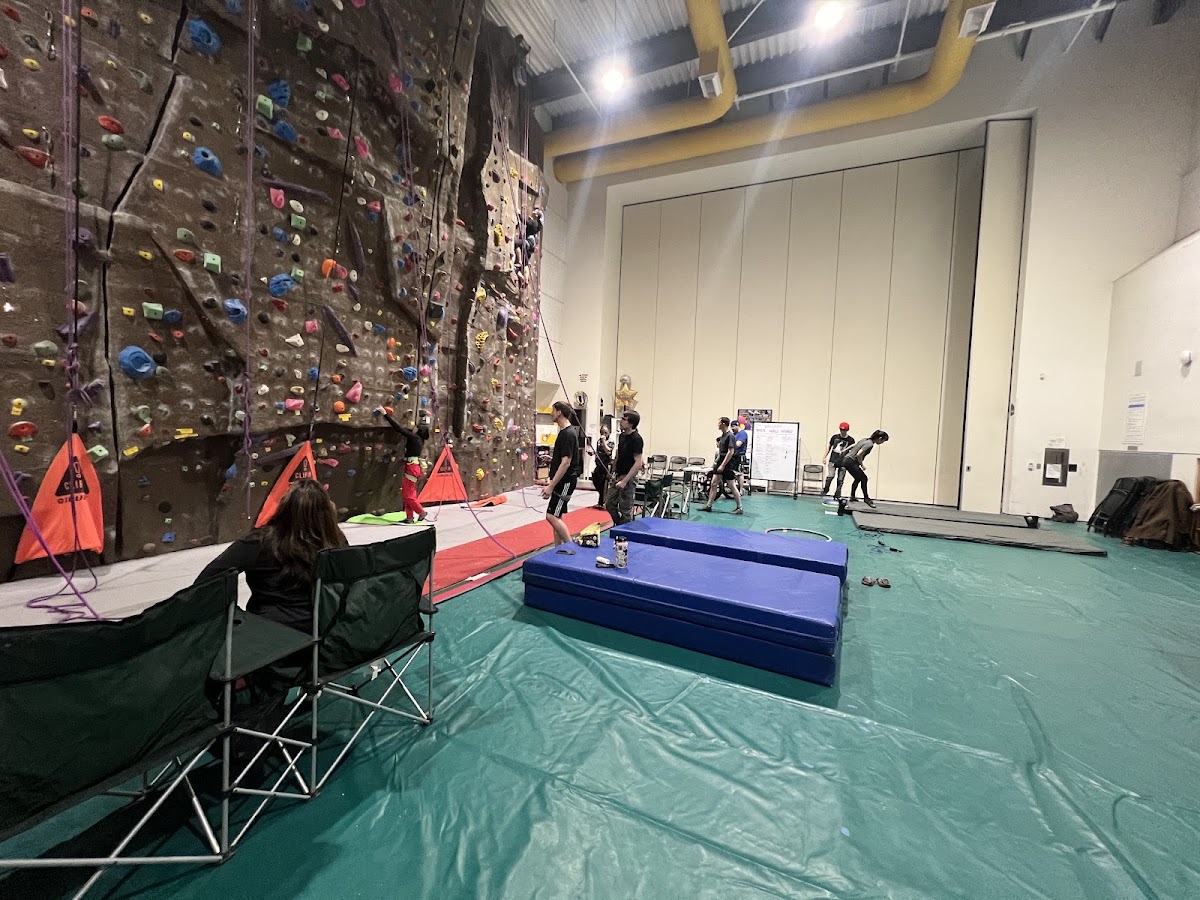 LAVC Rock Climbing Gym