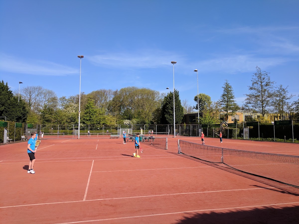 Lawn Tennis Club (LTC) Plaswijck '62 - Photo 1