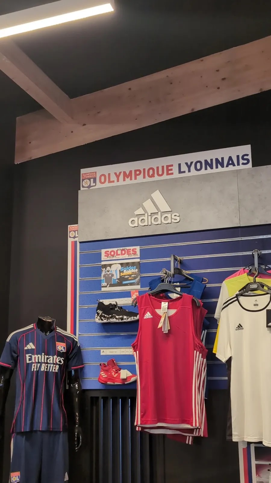 LE FIVE OL - Photo 3