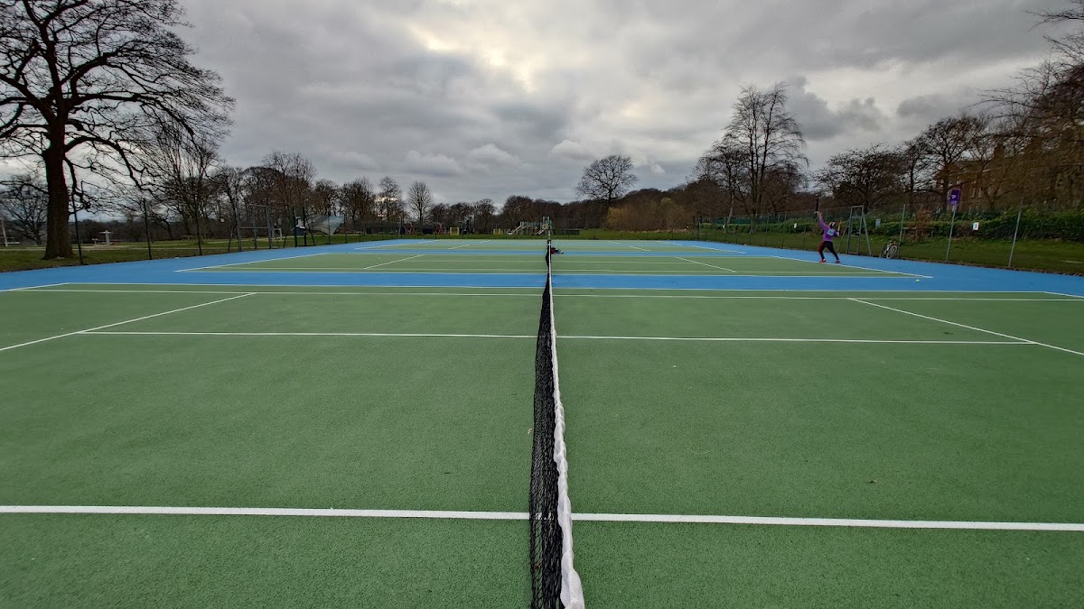 Leeds Legends Tennis Club ▌BECKETT▐ - Photo 1