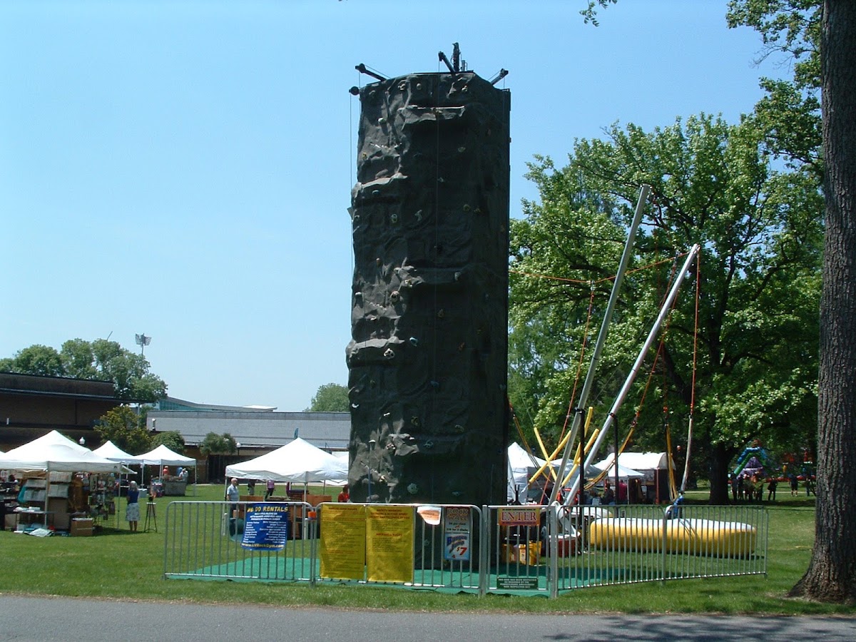 Lehigh Valley Rock Gym - Photo 3