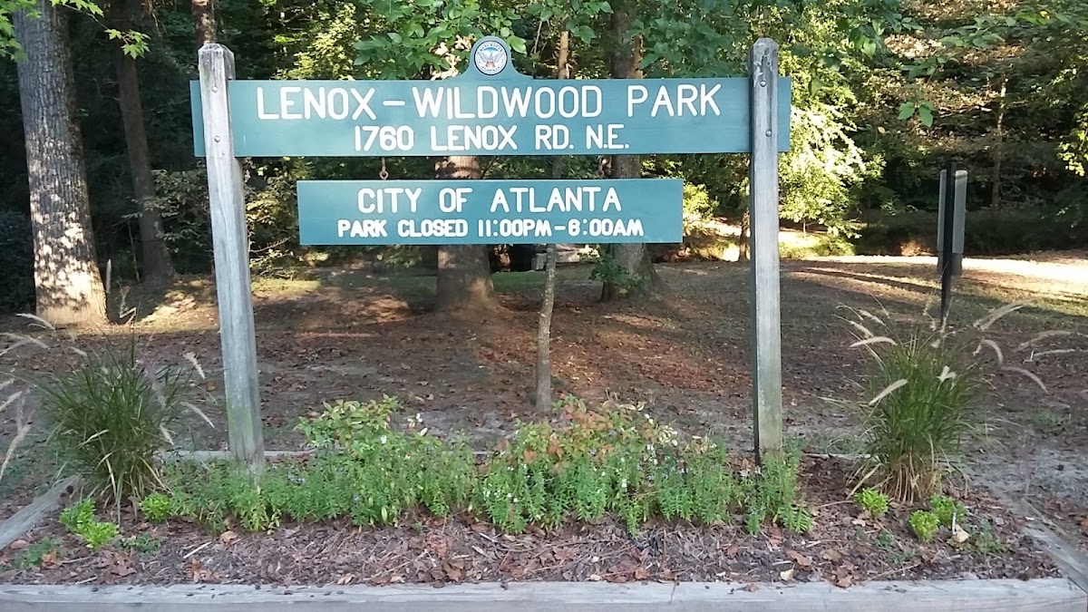 Lenox Wildwood Tennis Courts - Photo 3
