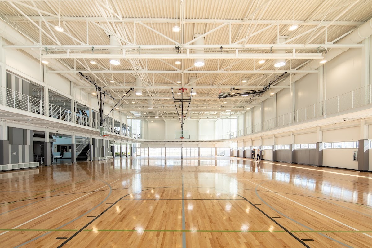 Lester Buresh Family Community Wellness Center - Photo 3