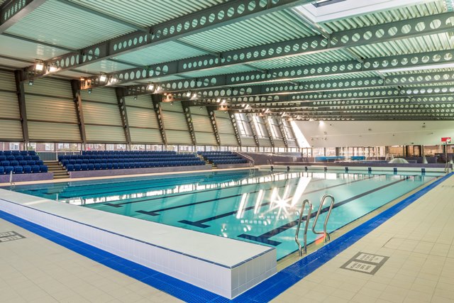 Leys Pools & Leisure Centre - Photo 3
