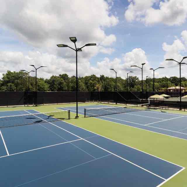 Life Time Tennis - Photo 1