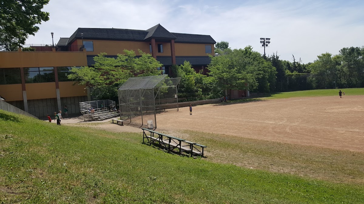 Linwood Community Recreation Center - Photo 3