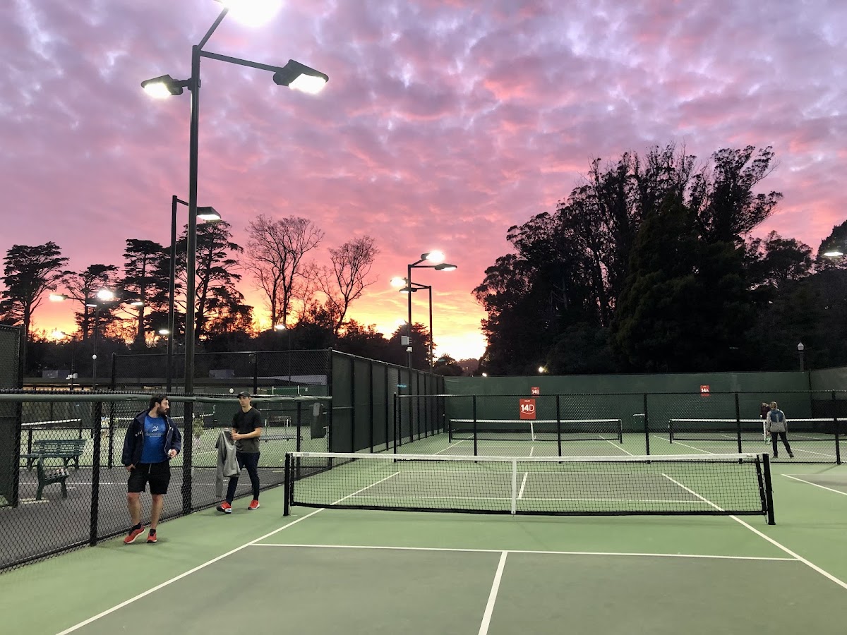 Lisa & Douglas Goldman Tennis Center - Photo 1