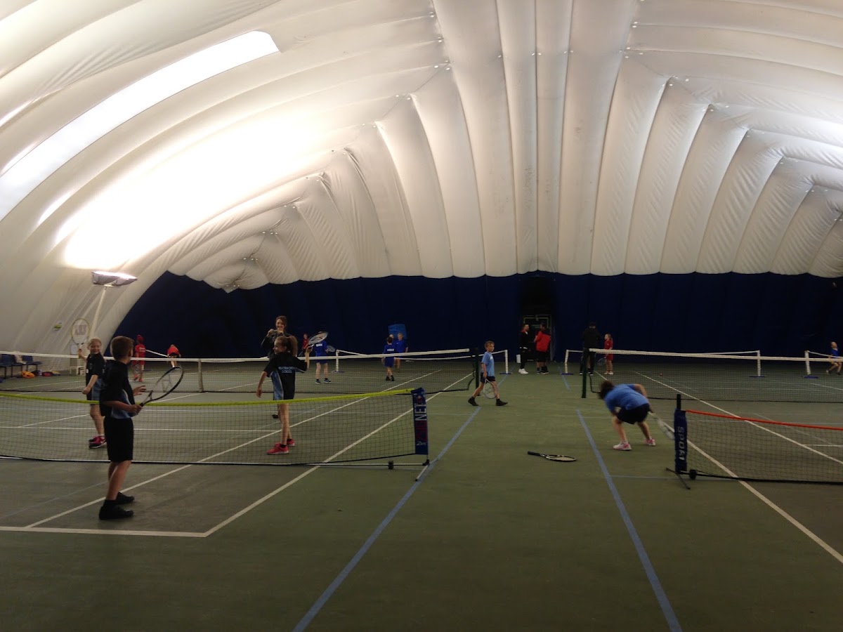 Lister Tennis Club - Photo 2