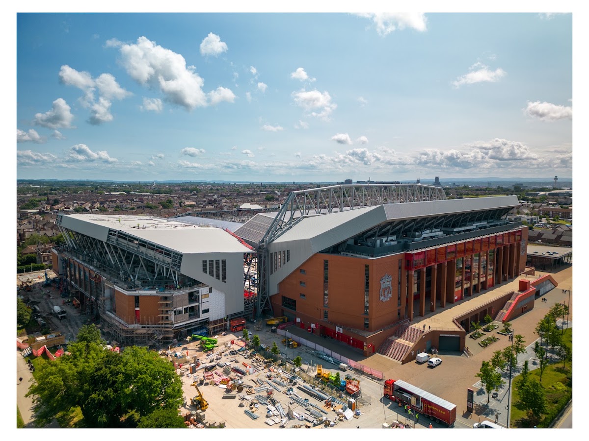 Liverpool Football Club - Photo 2