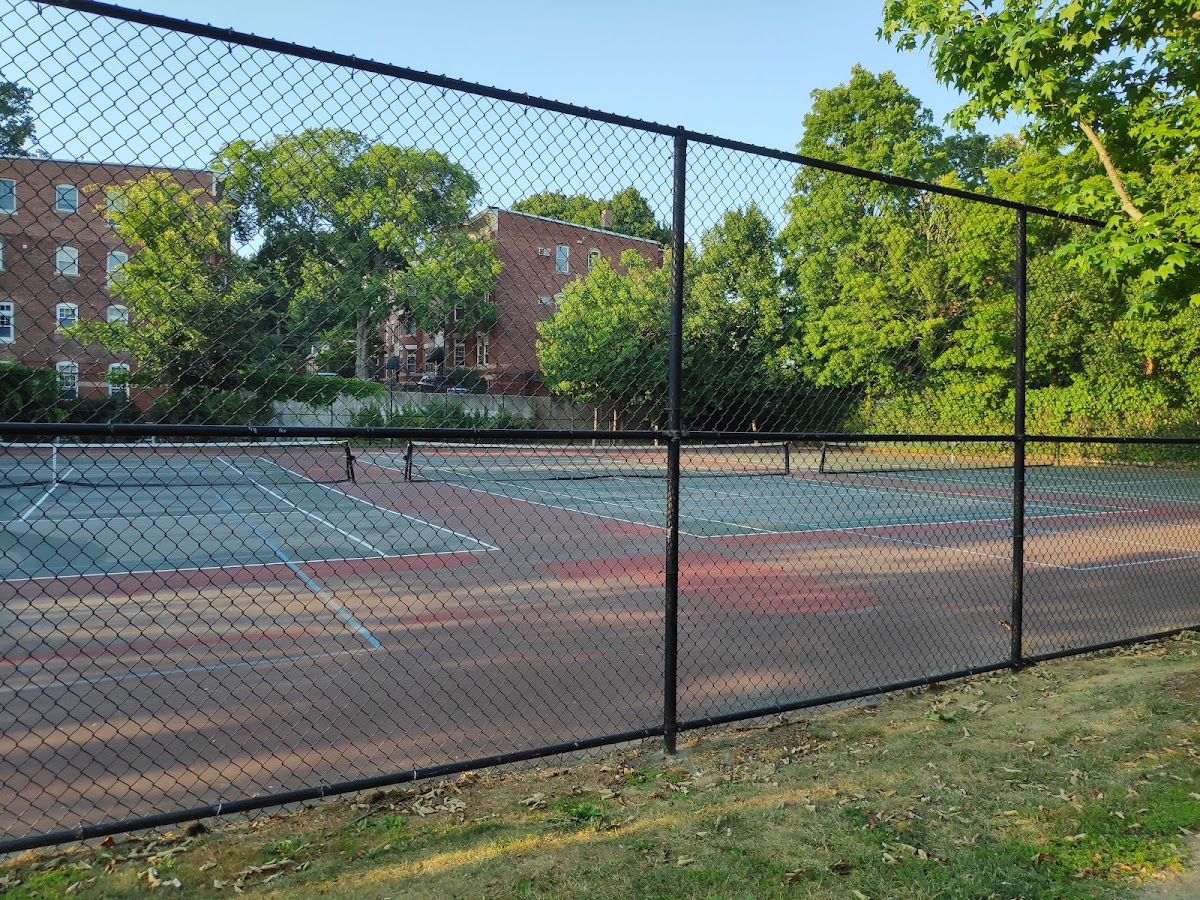 Longwood Pickleball Courts - Photo 3
