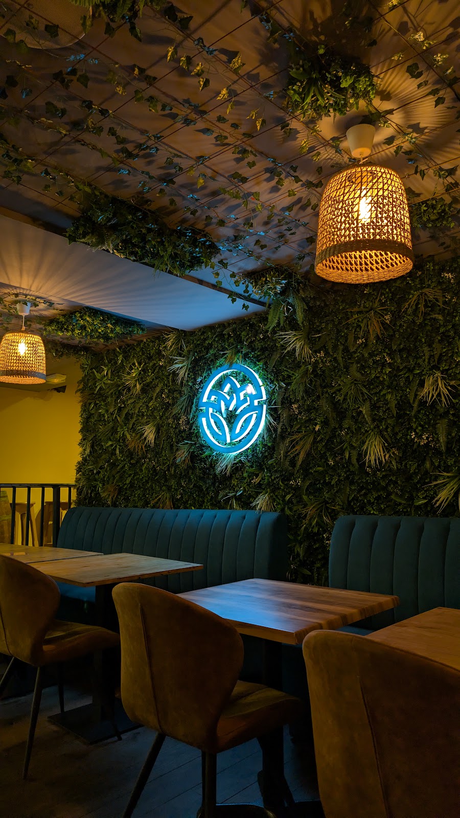 Lotus Club - Photo 3