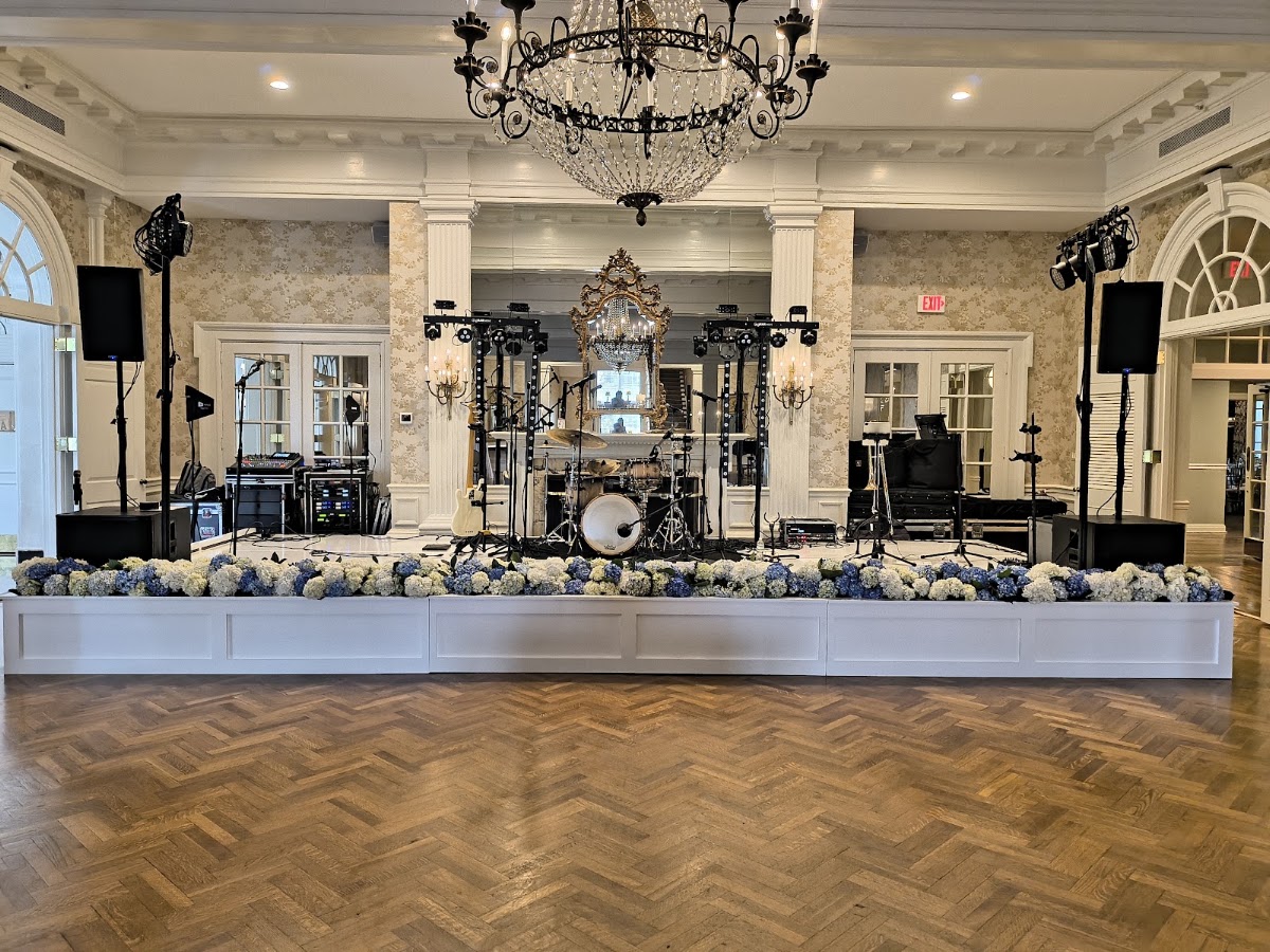 Louisville Country Club - Photo 2