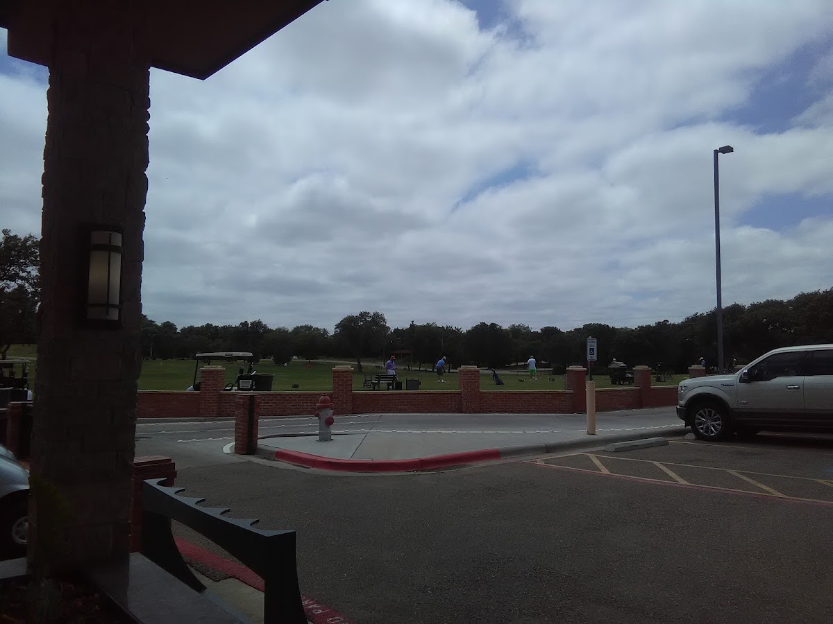 Lubbock Country Club - Photo 3