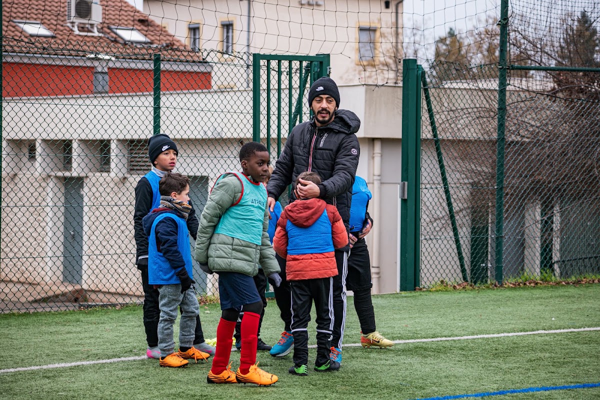 Lyon Croix-Rousse Football - Photo 2