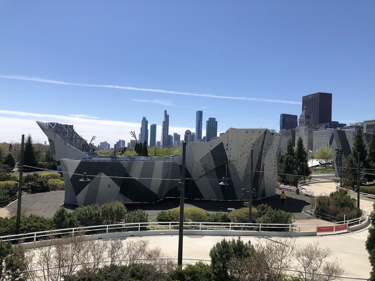 Maggie Daley Park Climbing Wall - Photo 3