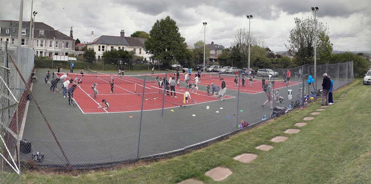 Mannamead Lawn Tennis Club - Photo 3