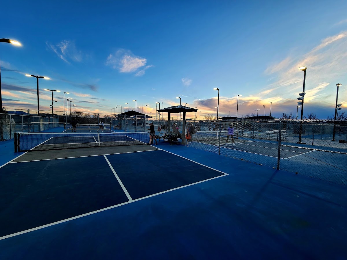 Manzano Mesa Pickleball Courts