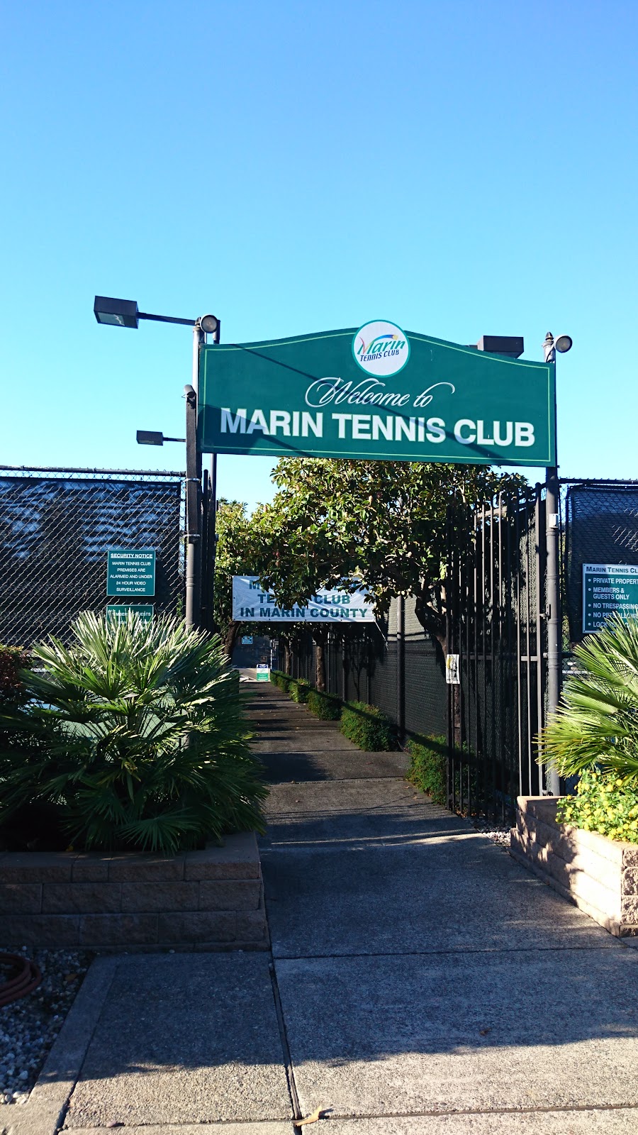 Marin Tennis Club - Photo 2