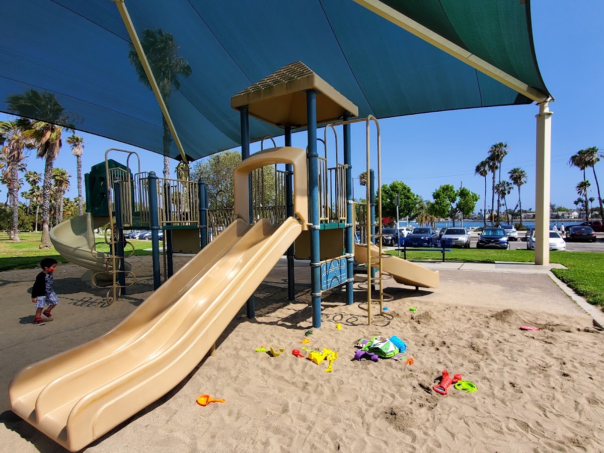Marina Vista Park - Photo 2