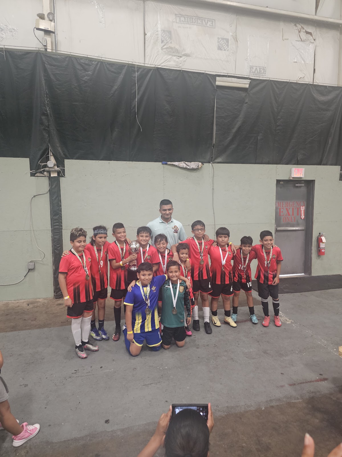 Maya Indoor Soccer - Photo 3