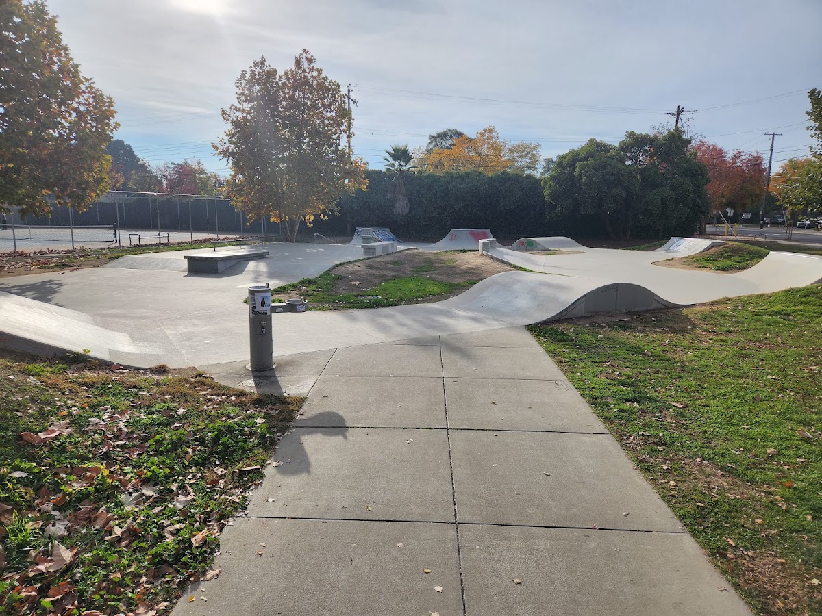 McClatchy Park Tennis Courts - Photo 2