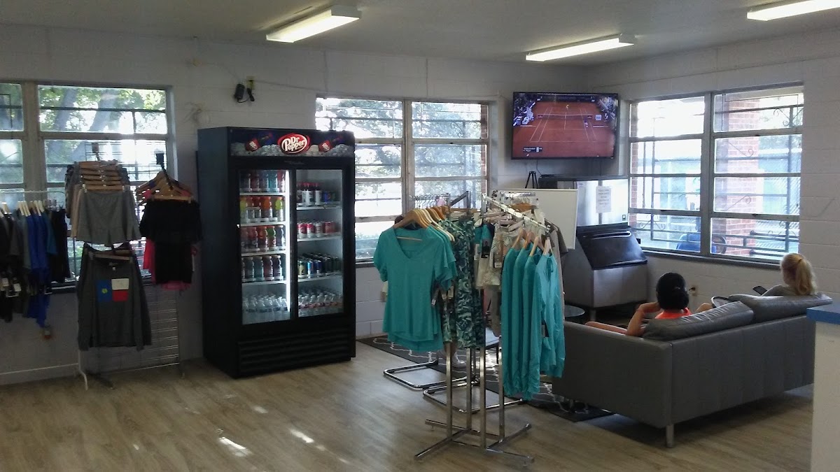 McLeland Tennis and Pickleball Center - Photo 2