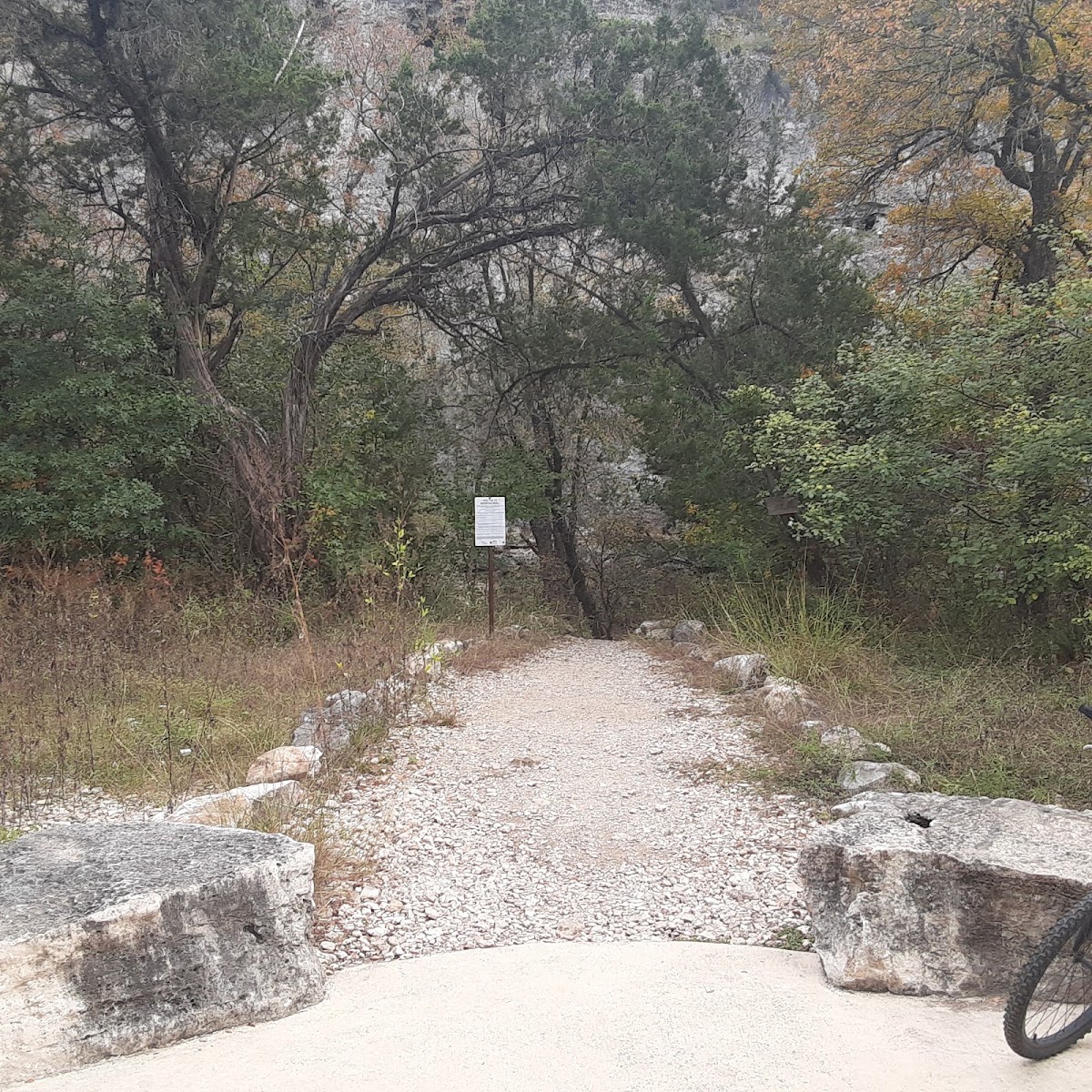 MEDICINE WALL (Rock climbing wall) - Photo 2
