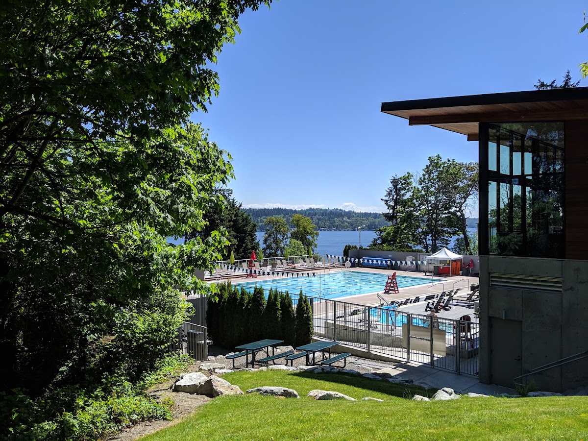 Mercerwood Shore Club - Photo 1