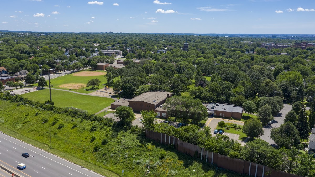 Merriam Park Recreation Center - Photo 1
