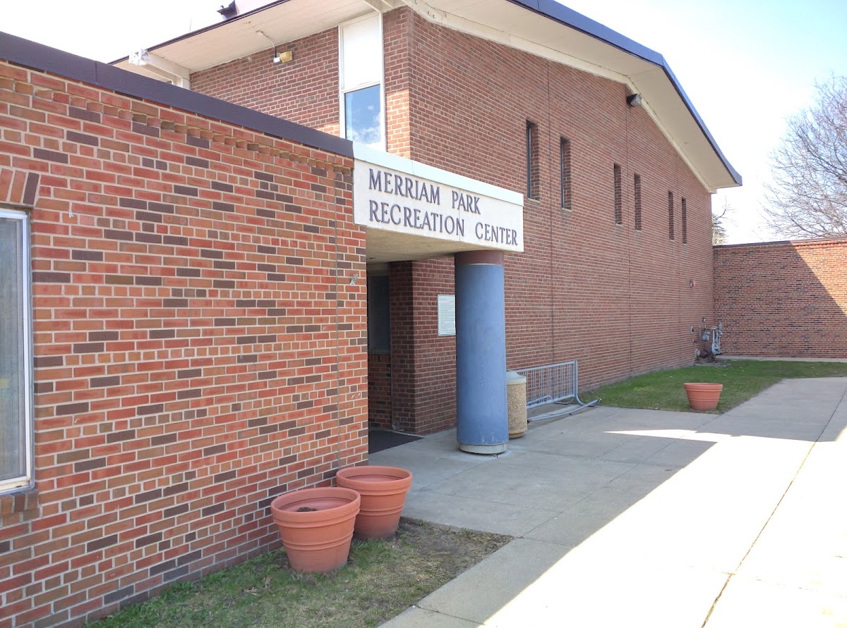 Merriam Park Recreation Center - Photo 2