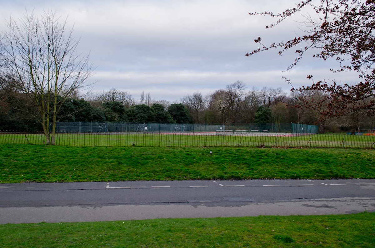 Mersey Bowmen Lawn Tennis Club - Photo 3