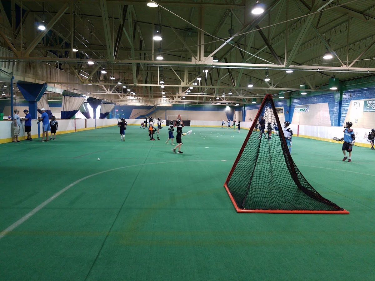 Metro Recreation Center - Photo 1