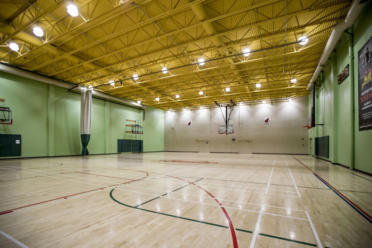 Miami Lakes Athletic Club - Photo 2