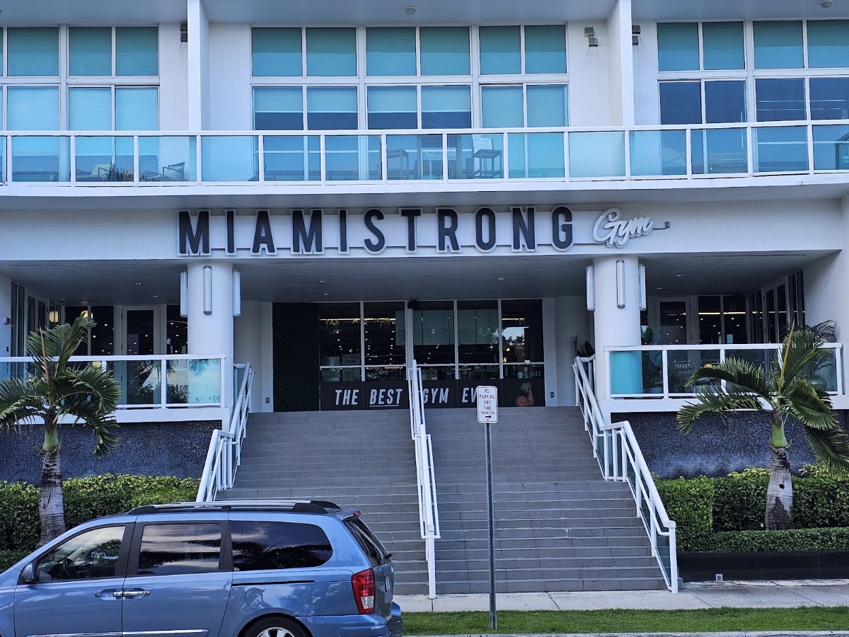 Miami Strong Gym - Photo 3