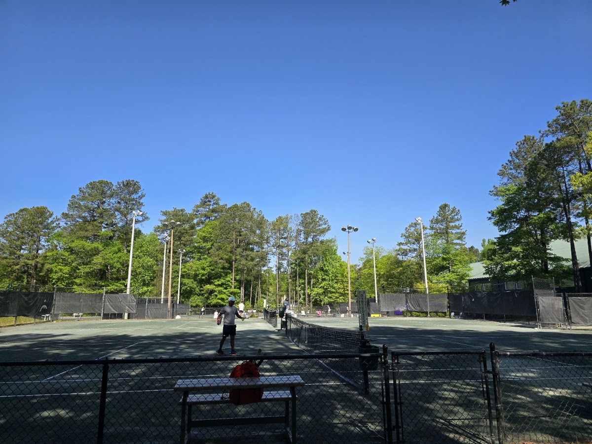 Midlothian Tennis Club - Photo 3
