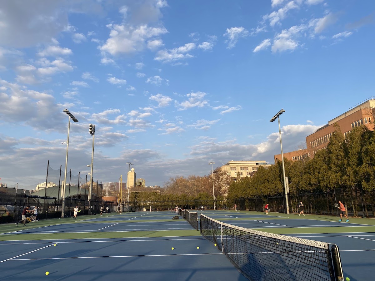 MIT Outdoor Tennis Courts