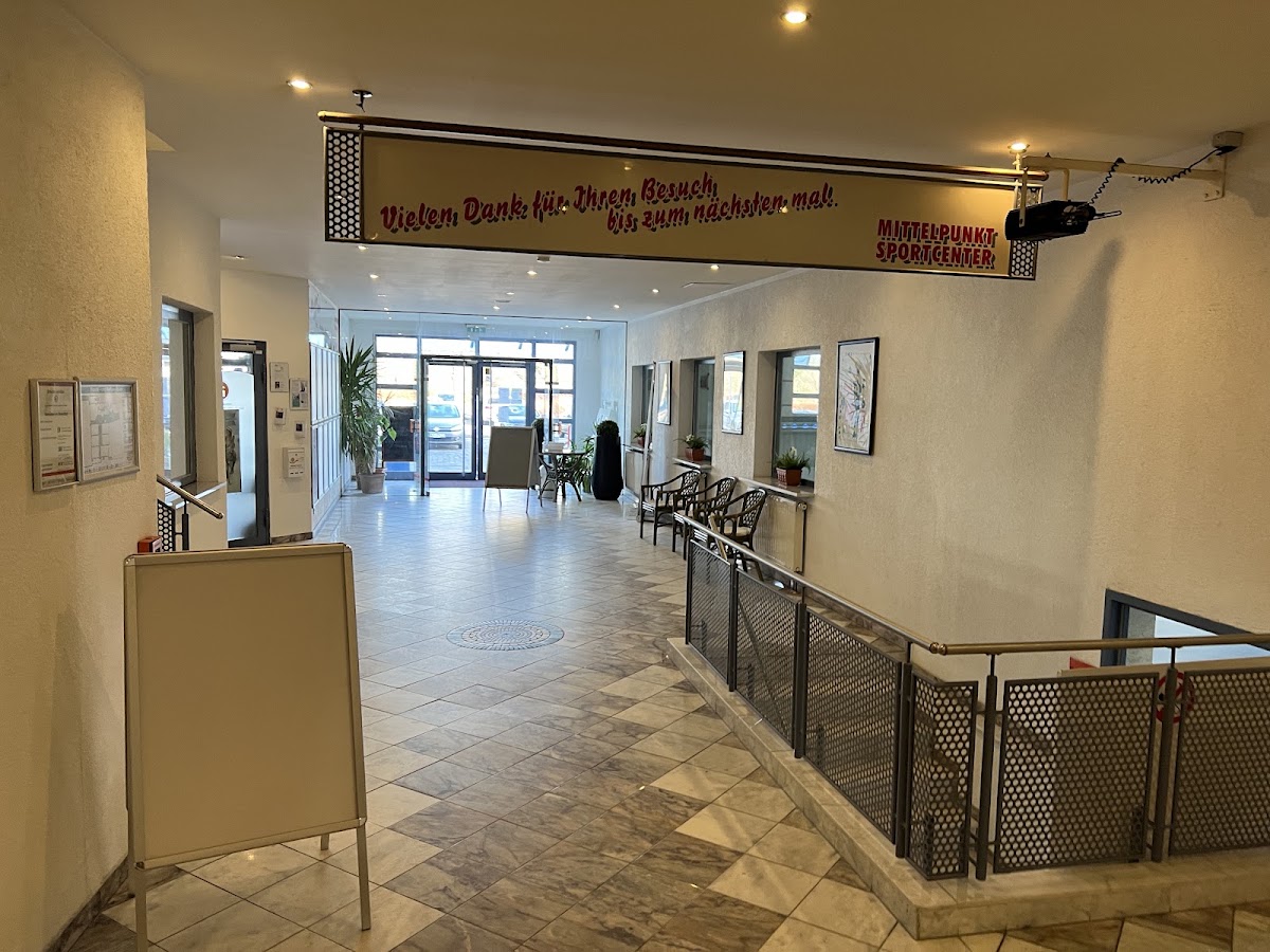 Mittelpunkt-Sportcenter - Photo 3