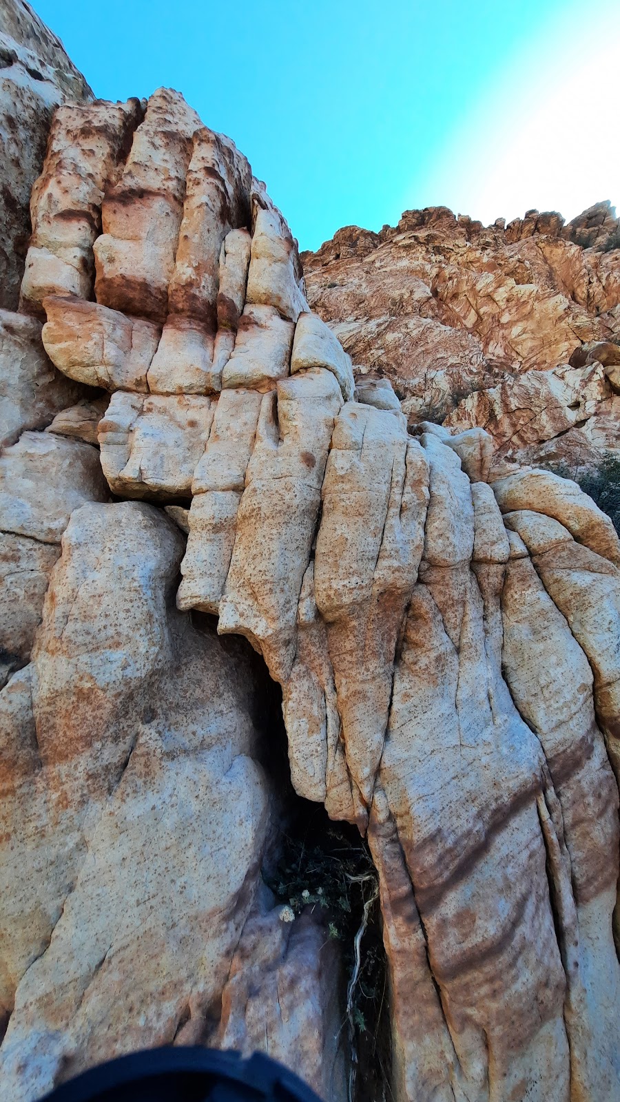 Monkey Bar boulder - Photo 3