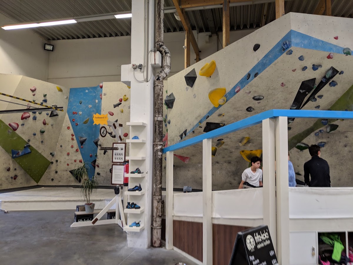 MONKEYSPOT BOULDERHALLE DÜSSELDORF - Photo 3